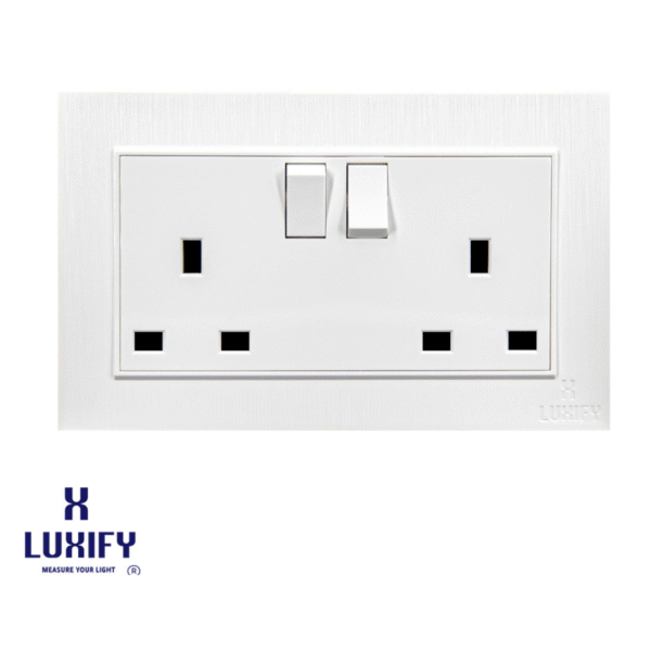 فيش 13 أمبير مجوز أبيض LUXIFY