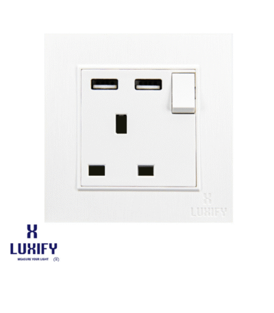 فيش كهرباء 13 أمبير مع منفذ USB – أداء مزدوج وأناقة بيضاء من LUXIFY