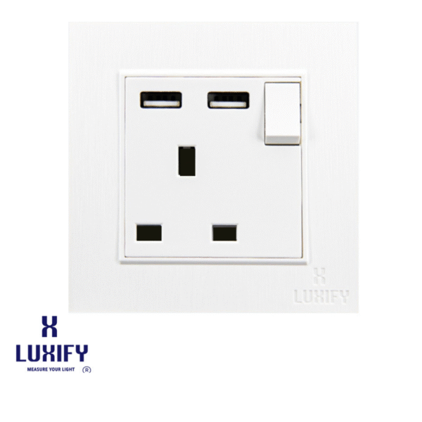 فيش كهرباء 13 أمبير مع منفذ USB – أداء مزدوج وأناقة بيضاء من LUXIFY