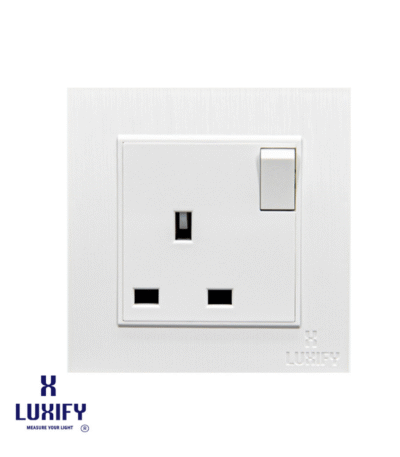 فيش 13 أمبير مع مفتاح أبيض LUXIFY