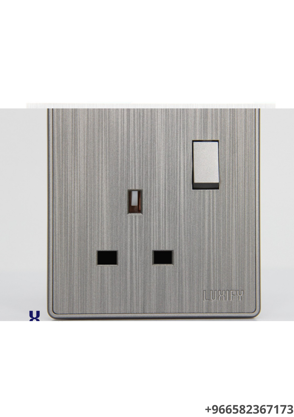 فيش 13 أمبير مع مفتاح سلفر LUXIFY