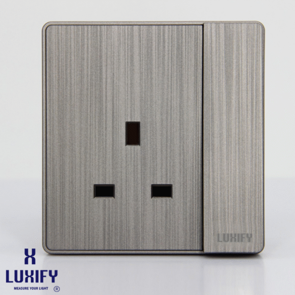 فيش 13 أمبير + مفتاح مفرد سلفر LUXIFY