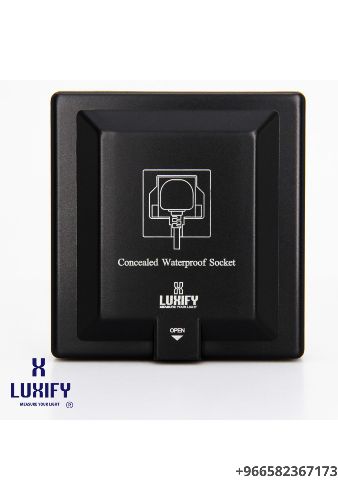 فيش 13 أمبير مخفي بلون أسود من LUXIFY – تصميم أنيق يخفي التقنية بذكاء